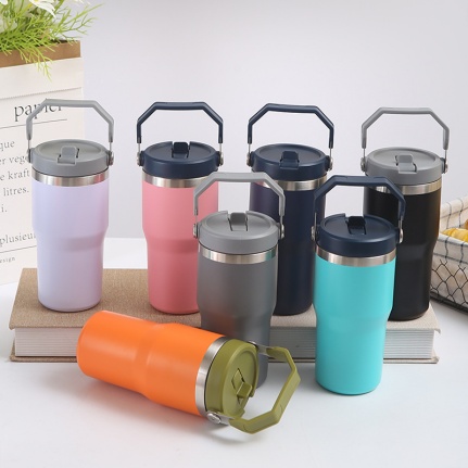 20 OZ 600 ML vacuum thermal mugs, plastic lid with straw and handle